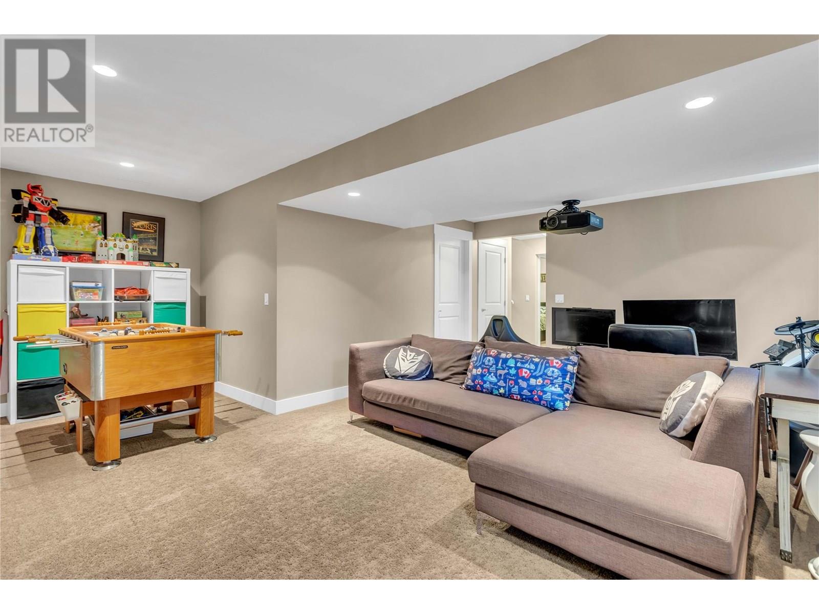 1305 Bergamot Avenue, Kelowna, British Columbia  V1W 5K7 - Photo 34 - 10354461