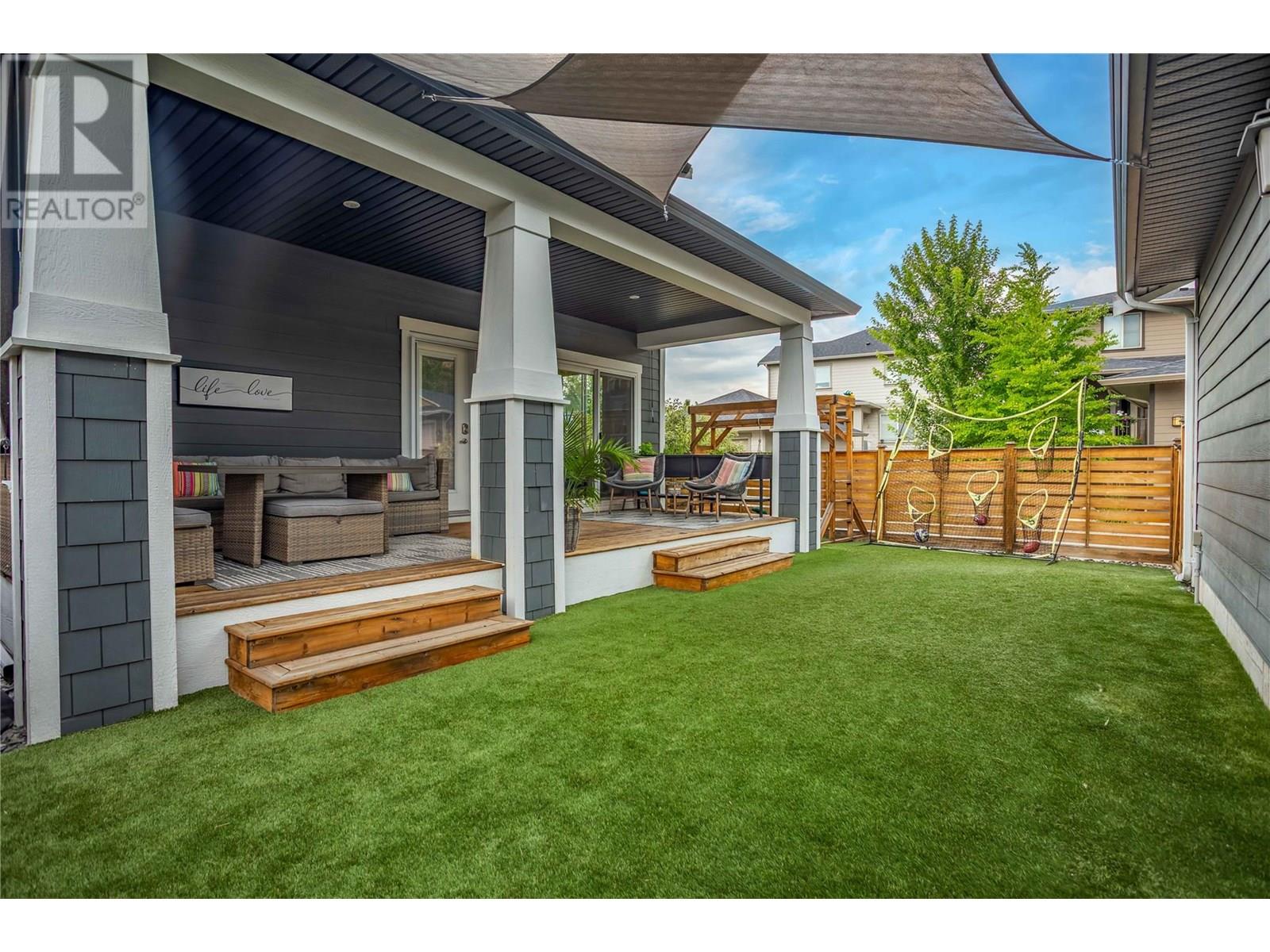 1305 Bergamot Avenue, Kelowna, British Columbia  V1W 5K7 - Photo 44 - 10354461