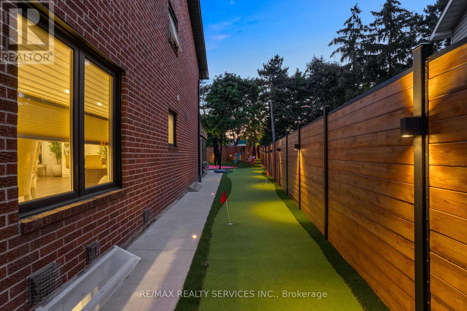 Property at 24 MARLOW PLACE image 5