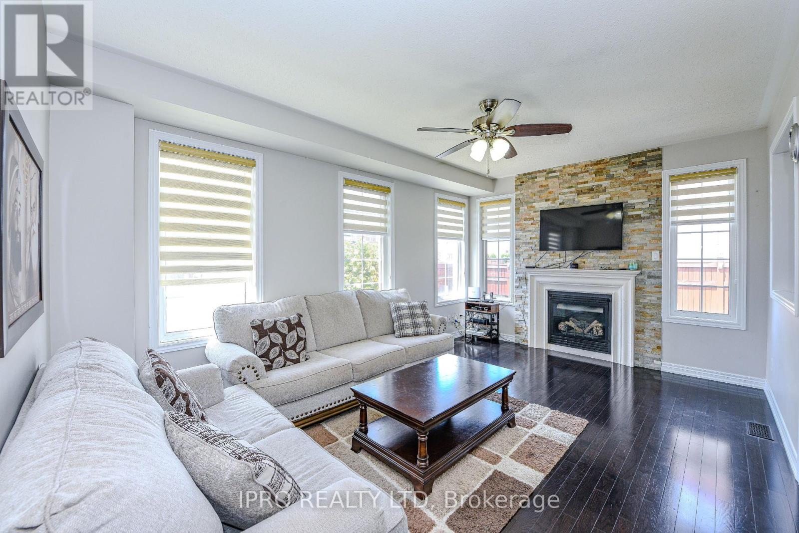 Property at 44 TEMPLEHILL ROAD image 4
