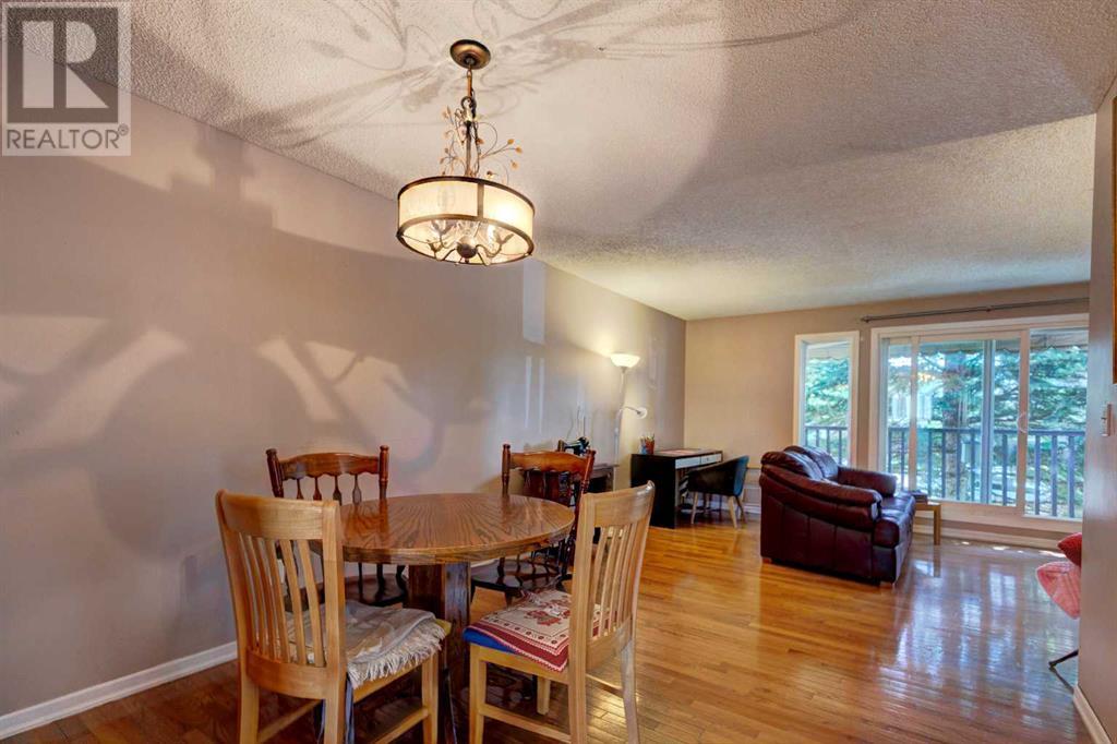 Property at 2416 Woodview Drive SW image 5