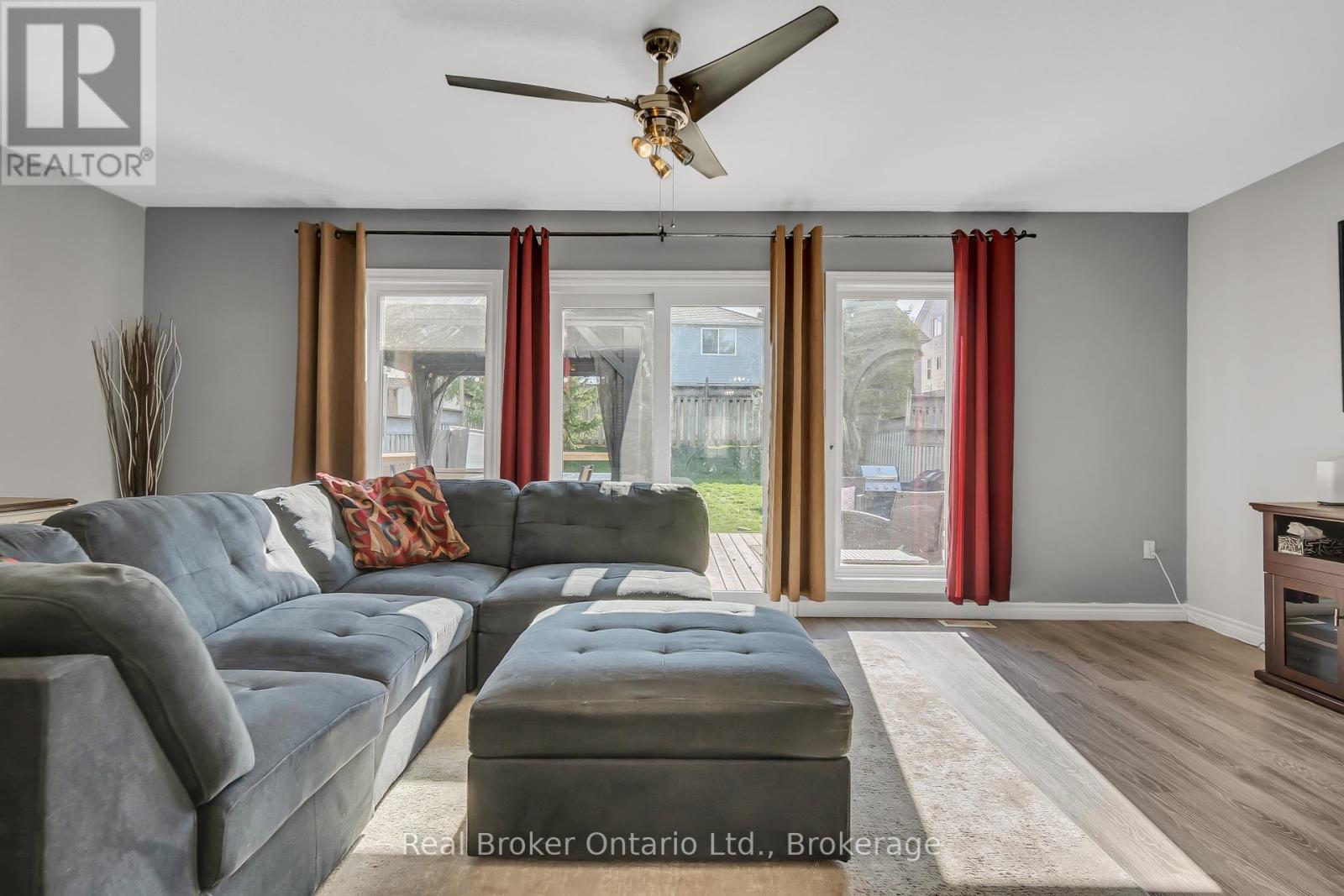 21 Mackay Street, Guelph, Ontario  N1E 7H3 - Photo 6 - X12259415