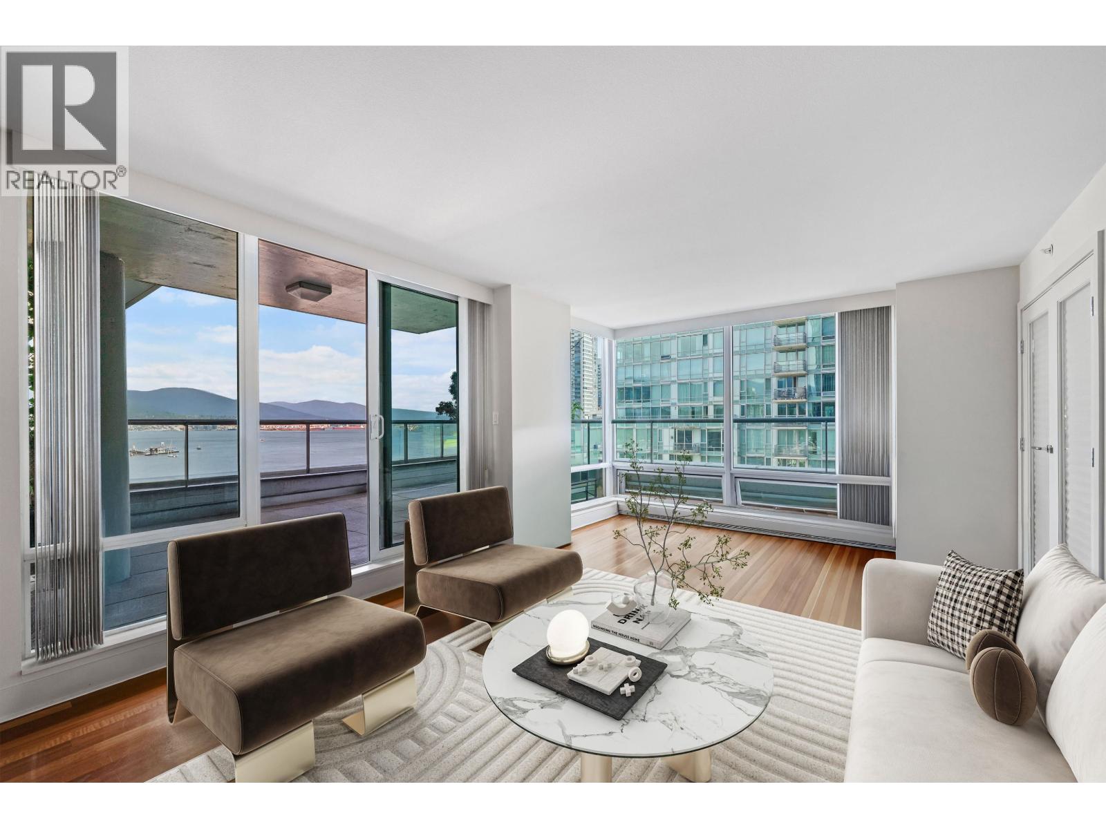 1102 590 Nicola Street, Vancouver, British Columbia  V6G 3J8 - Photo 2 - R3021548