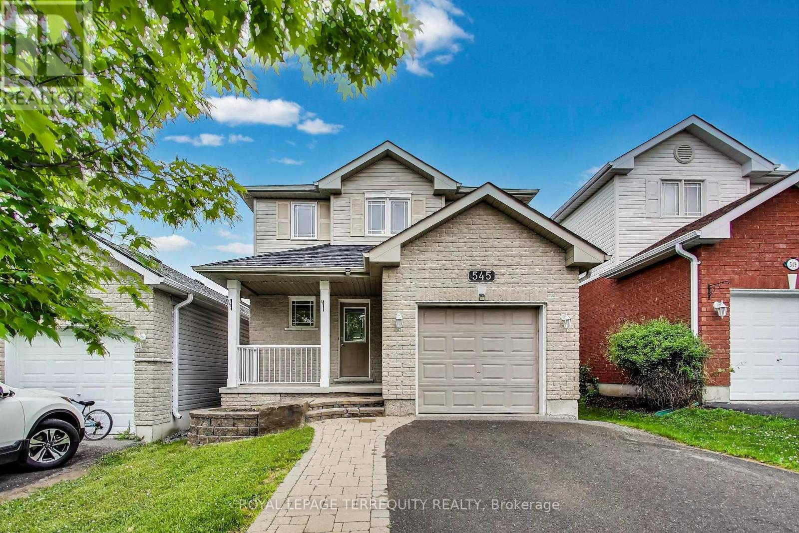 545 CLANCY CRESCENT, Peterborough West, Ontario