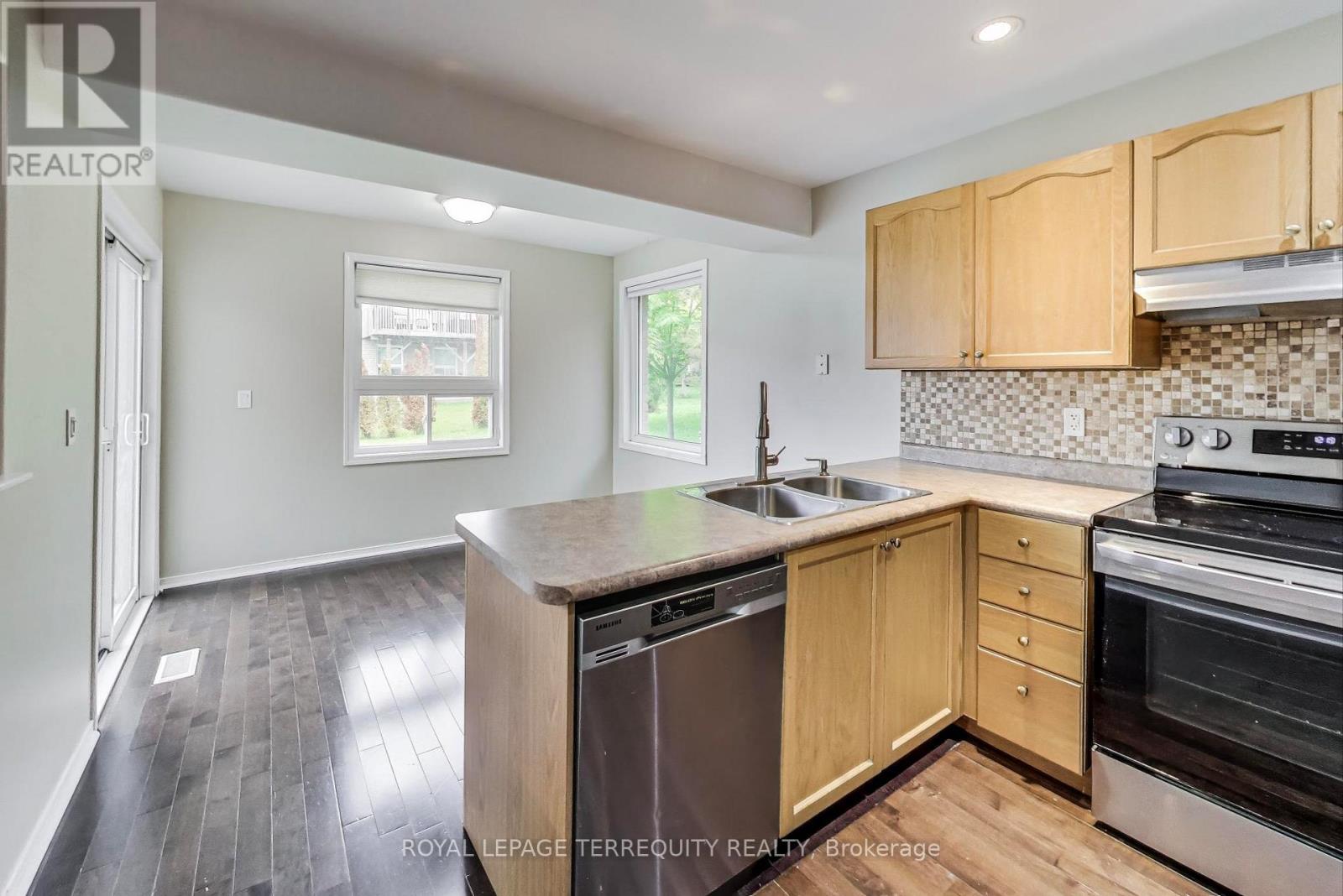 545 Clancy Crescent, Peterborough West, Ontario  K9K 2S1 - Photo 12 - X12259232