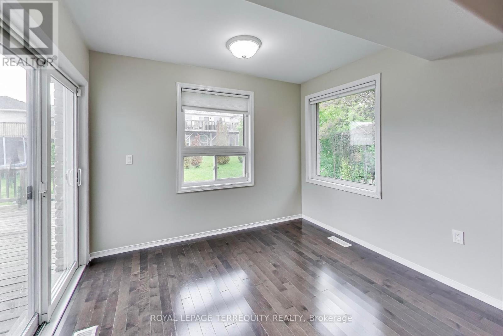 545 Clancy Crescent, Peterborough West, Ontario  K9K 2S1 - Photo 13 - X12259232