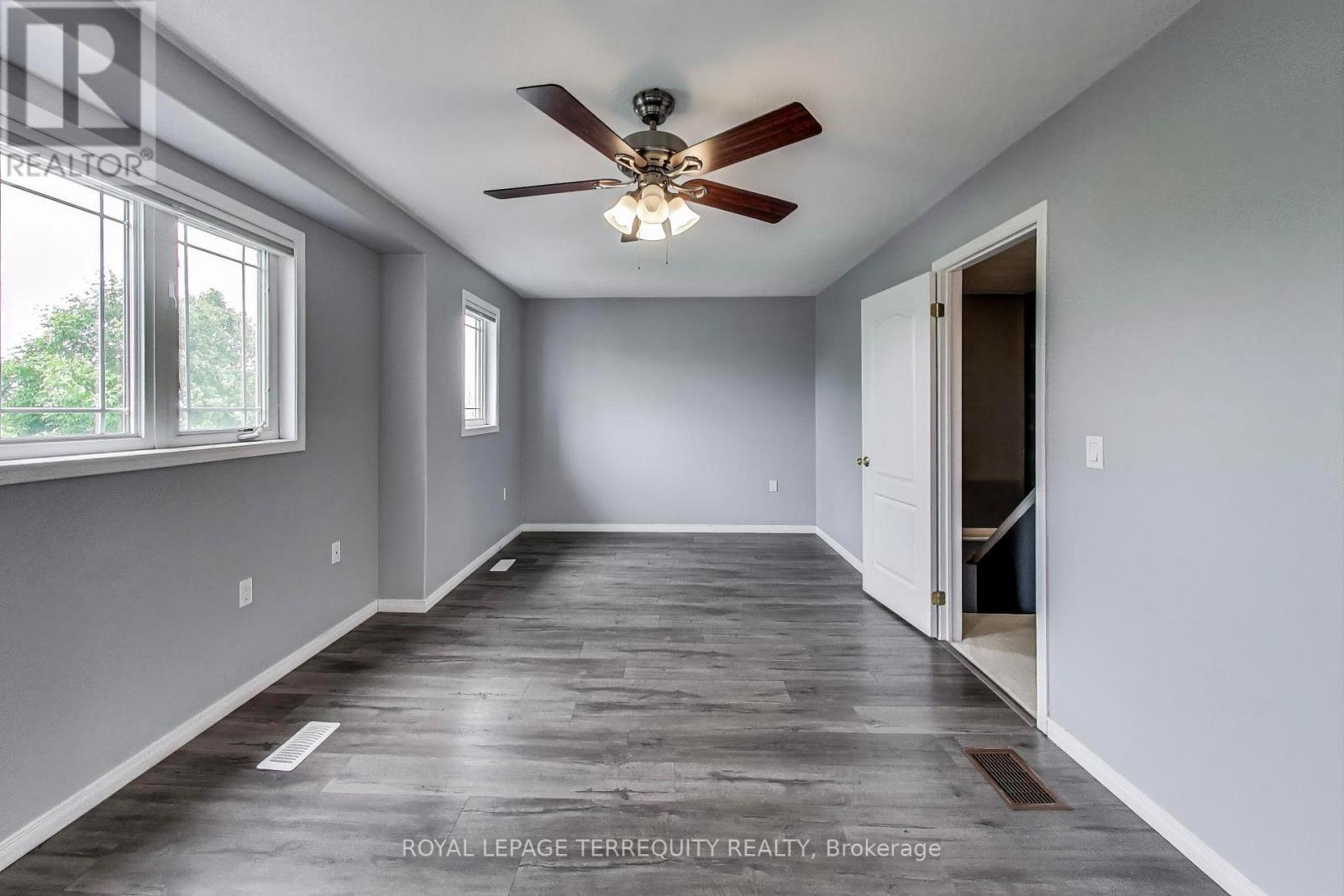 545 Clancy Crescent, Peterborough West, Ontario  K9K 2S1 - Photo 17 - X12259232