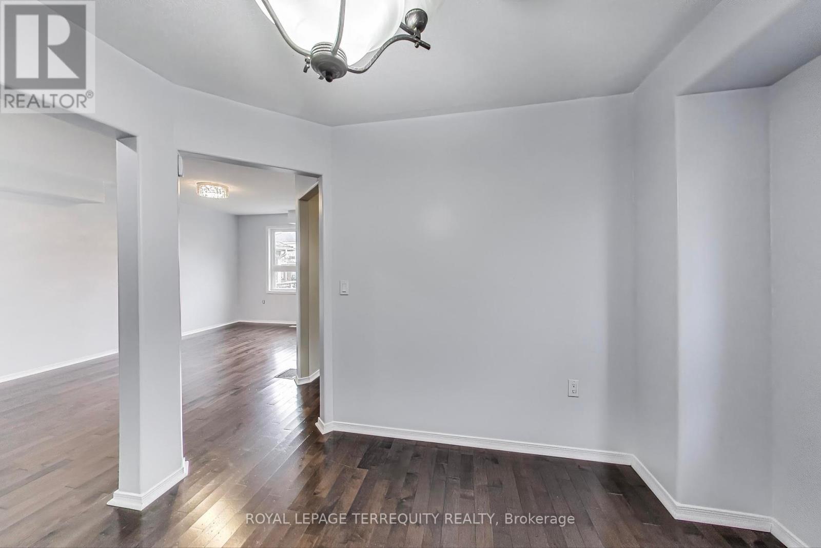 545 Clancy Crescent, Peterborough West, Ontario  K9K 2S1 - Photo 9 - X12259232