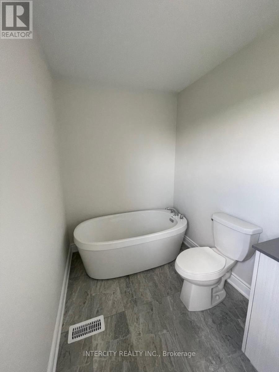 330 Cullen Trail, Peterborough North, Ontario  K9H 0J9 - Photo 14 - X12259242