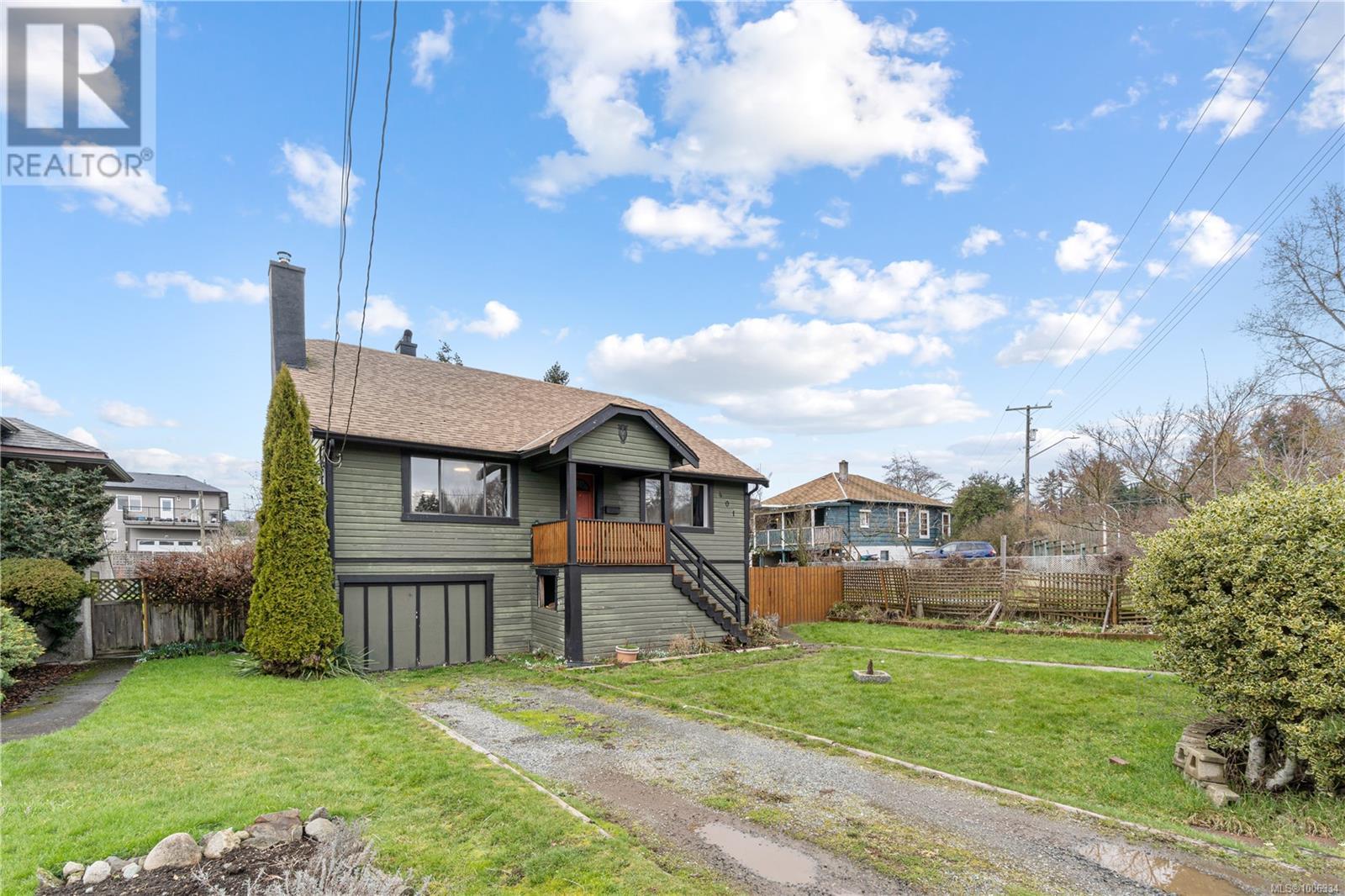 Property at 401 Hamilton Ave image 4