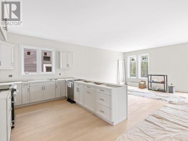 Property at 161 RAMPART AVENUE image 4