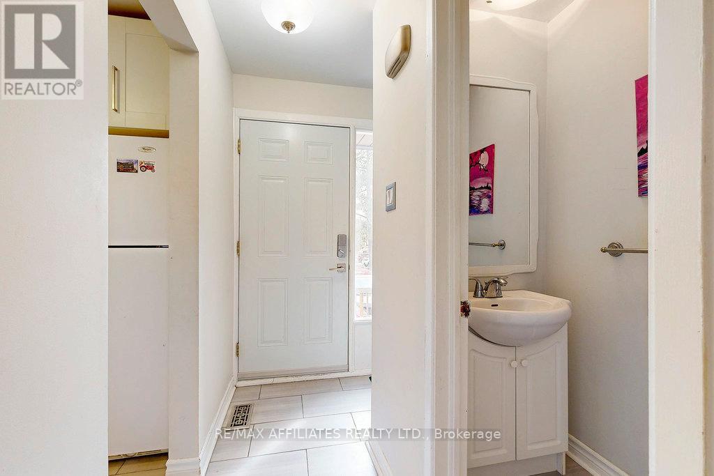 Property at 41 - 41 BERING COURT image 3