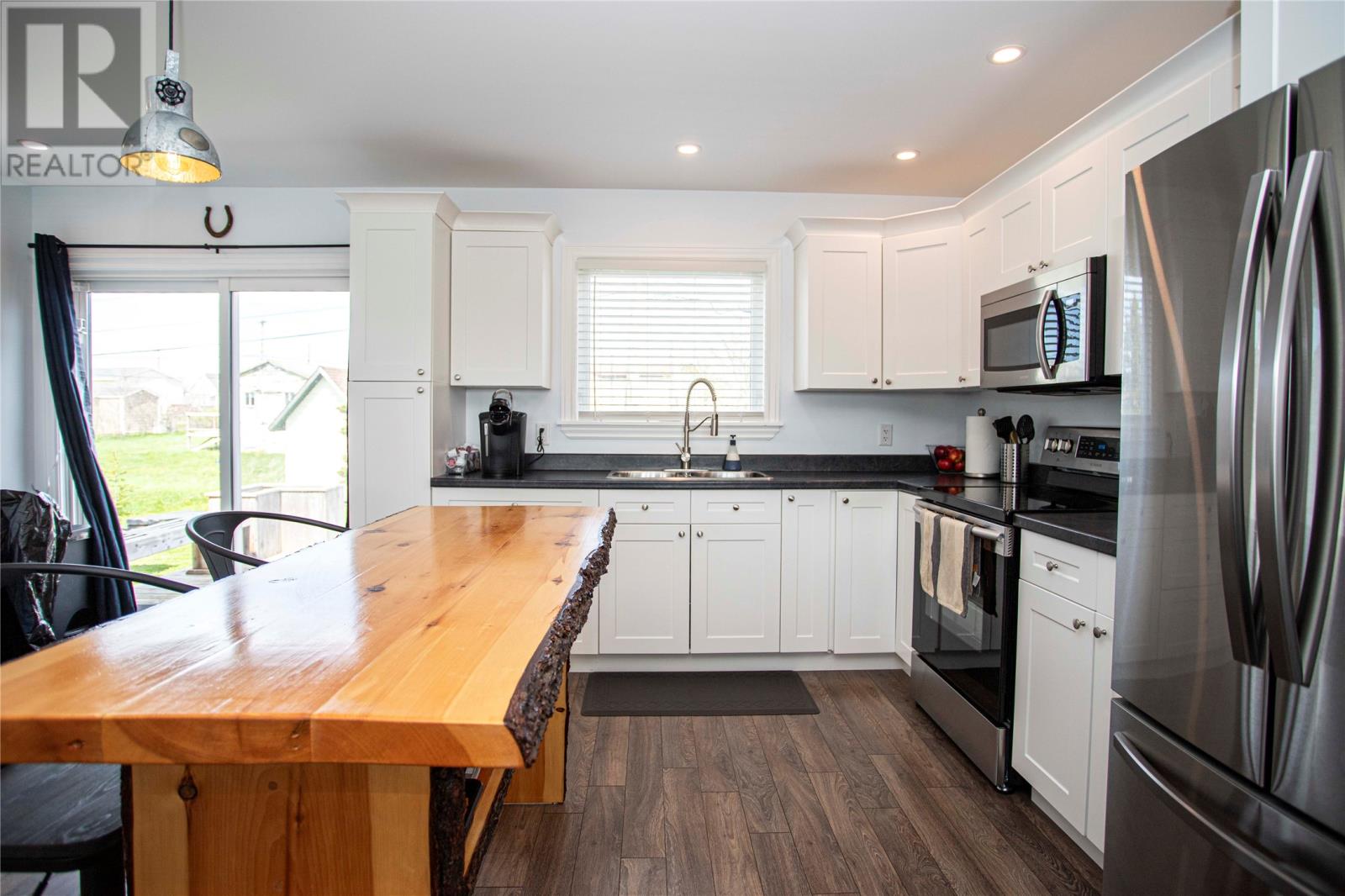 9 Sixth Street, Bell Island, Newfoundland & Labrador  A0A 4H0 - Photo 15 - 1287240