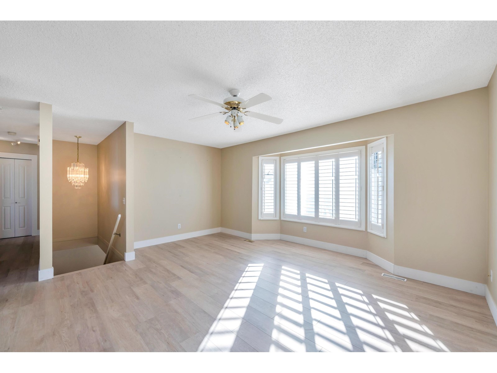 Property at 26619 30 AVENUE image 5