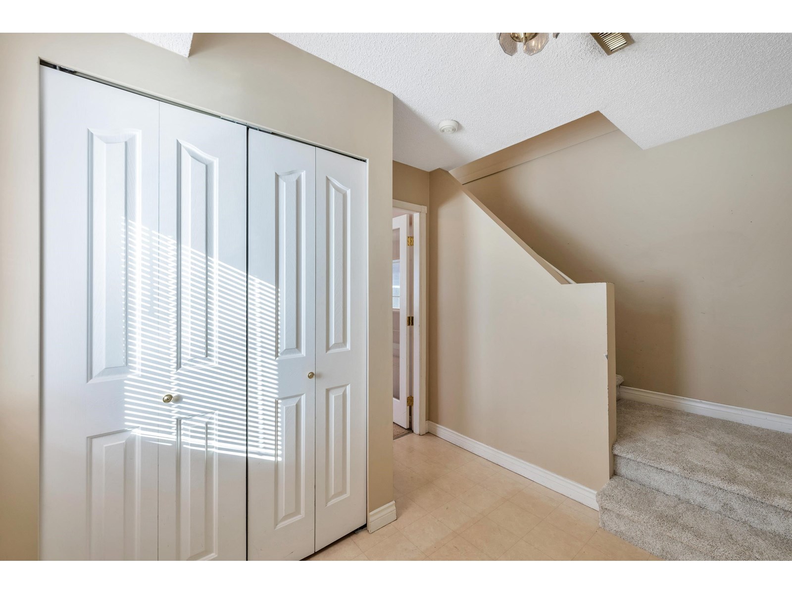 Property at 26619 30 AVENUE image 4