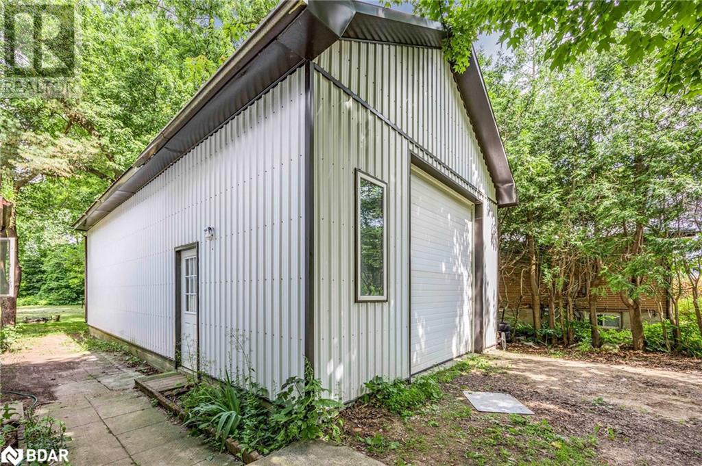 Property at 1213 BAYFIELD ST N Street N image 5