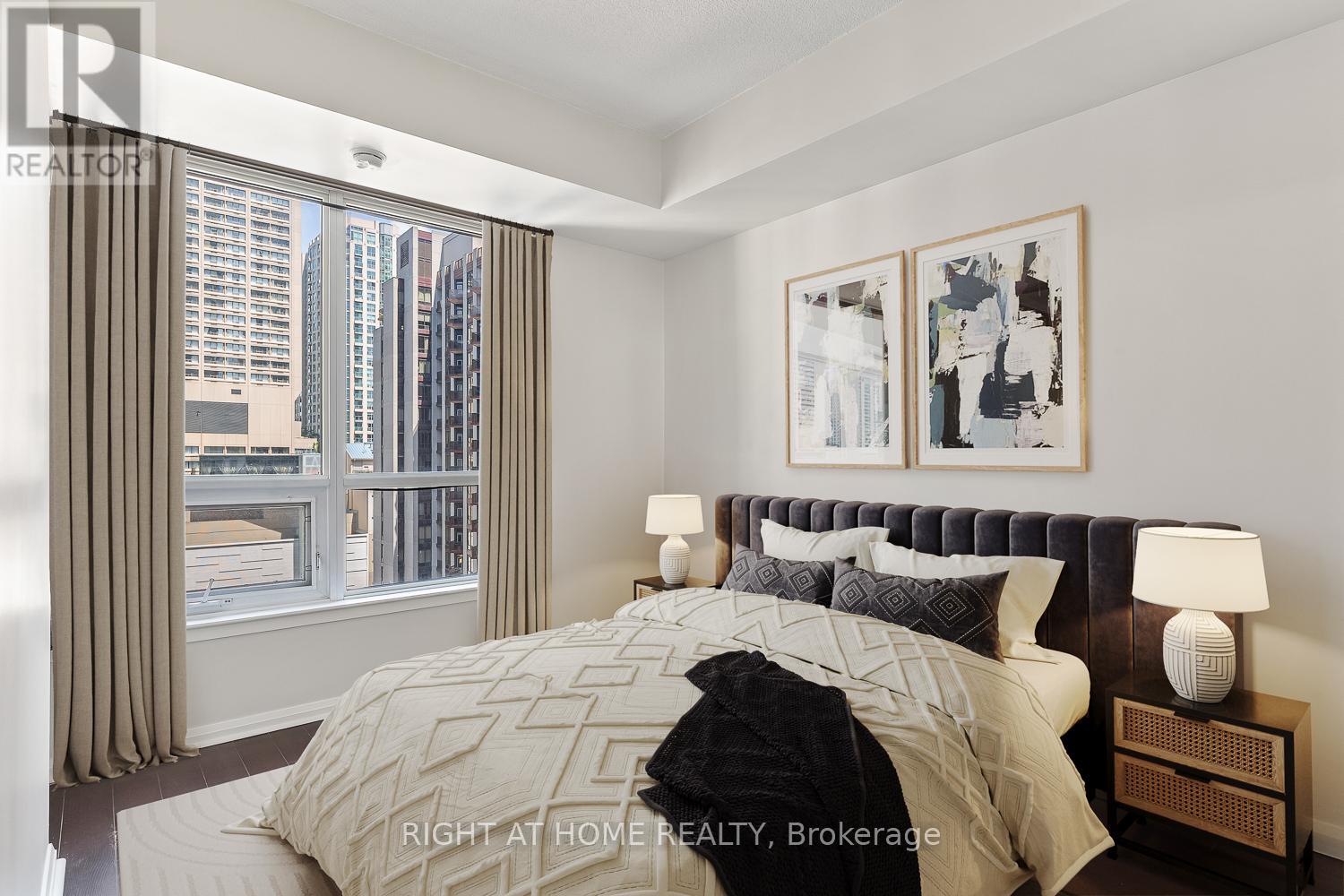 1409 - 35 Hayden Street, Toronto, Ontario  M4Y 3C3 - Photo 1 - C12259462