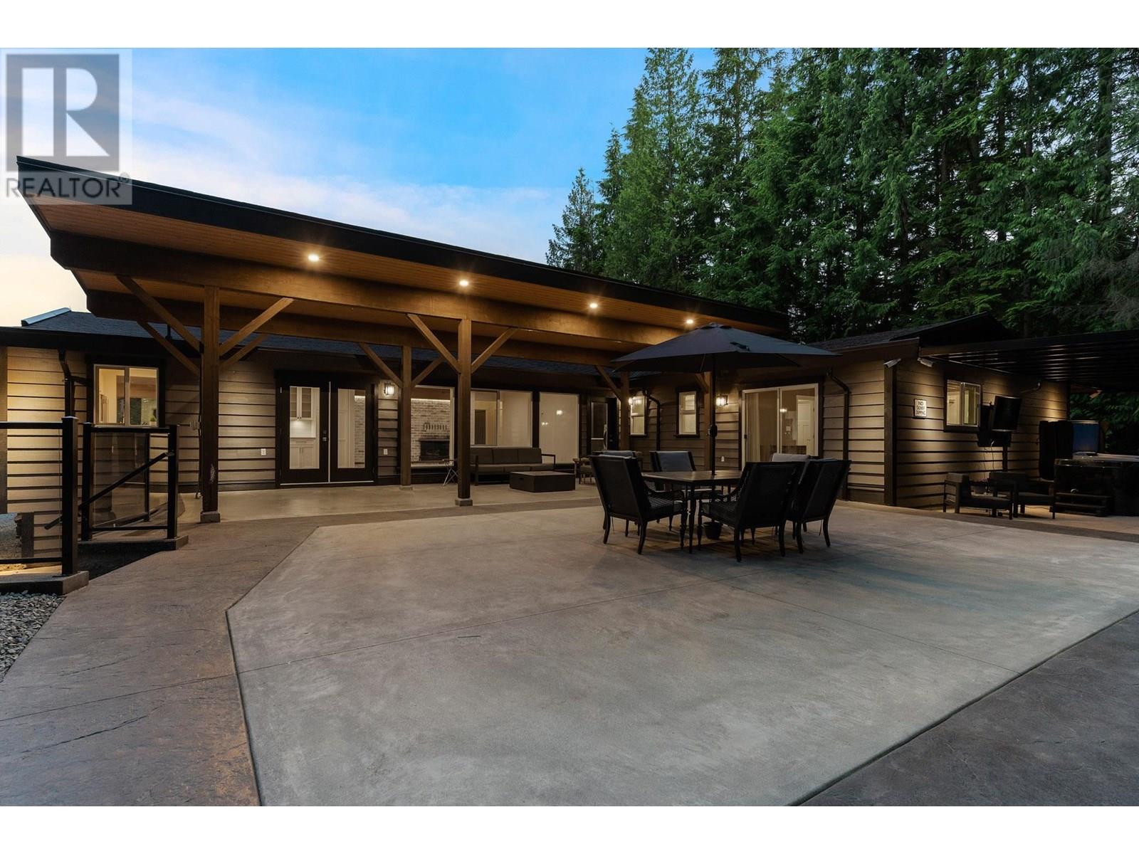 Property at 27561 SAYERS CRESCENT image 3