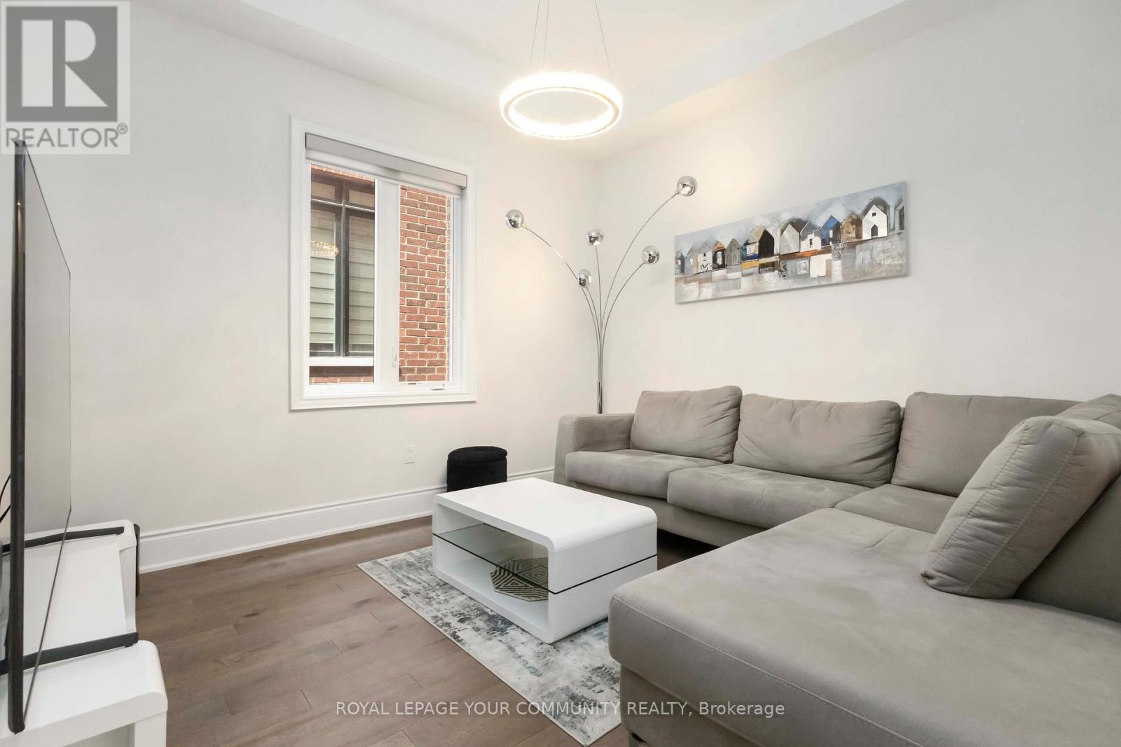 Property at 302 BOUNDARY BOULEVARD image 5