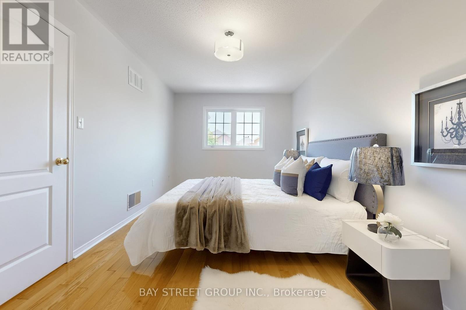 53 Devonwood Drive, Markham, Ontario  L6C 3E9 - Photo 25 - N12259457