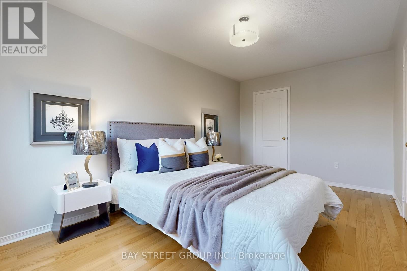 53 Devonwood Drive, Markham, Ontario  L6C 3E9 - Photo 27 - N12259457