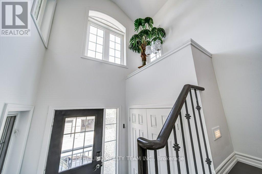 Property at 33 - 520 SILKEN LAUMANN DRIVE image 2