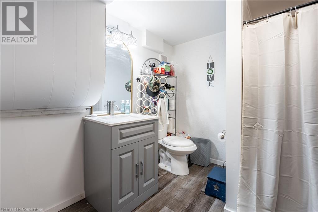 97 Guildwood Drive, Hamilton, Ontario  L9C 6S3 - Photo 21 - 40747515