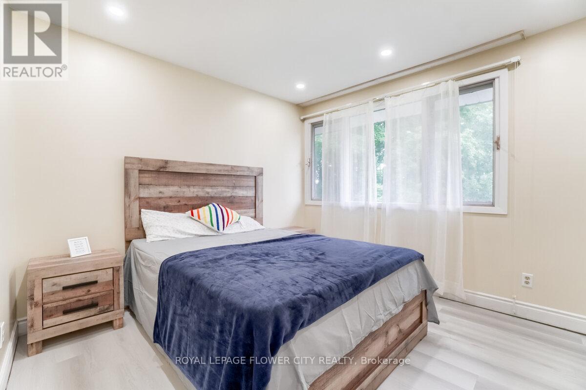 5812 Beech Grove, Caledon, Ontario  L7K 0M7 - Photo 11 - W12259421