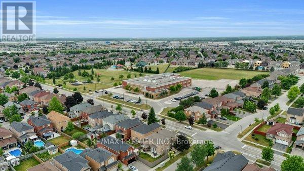 Property at 16 SHADY GLEN CRESCENT image 5