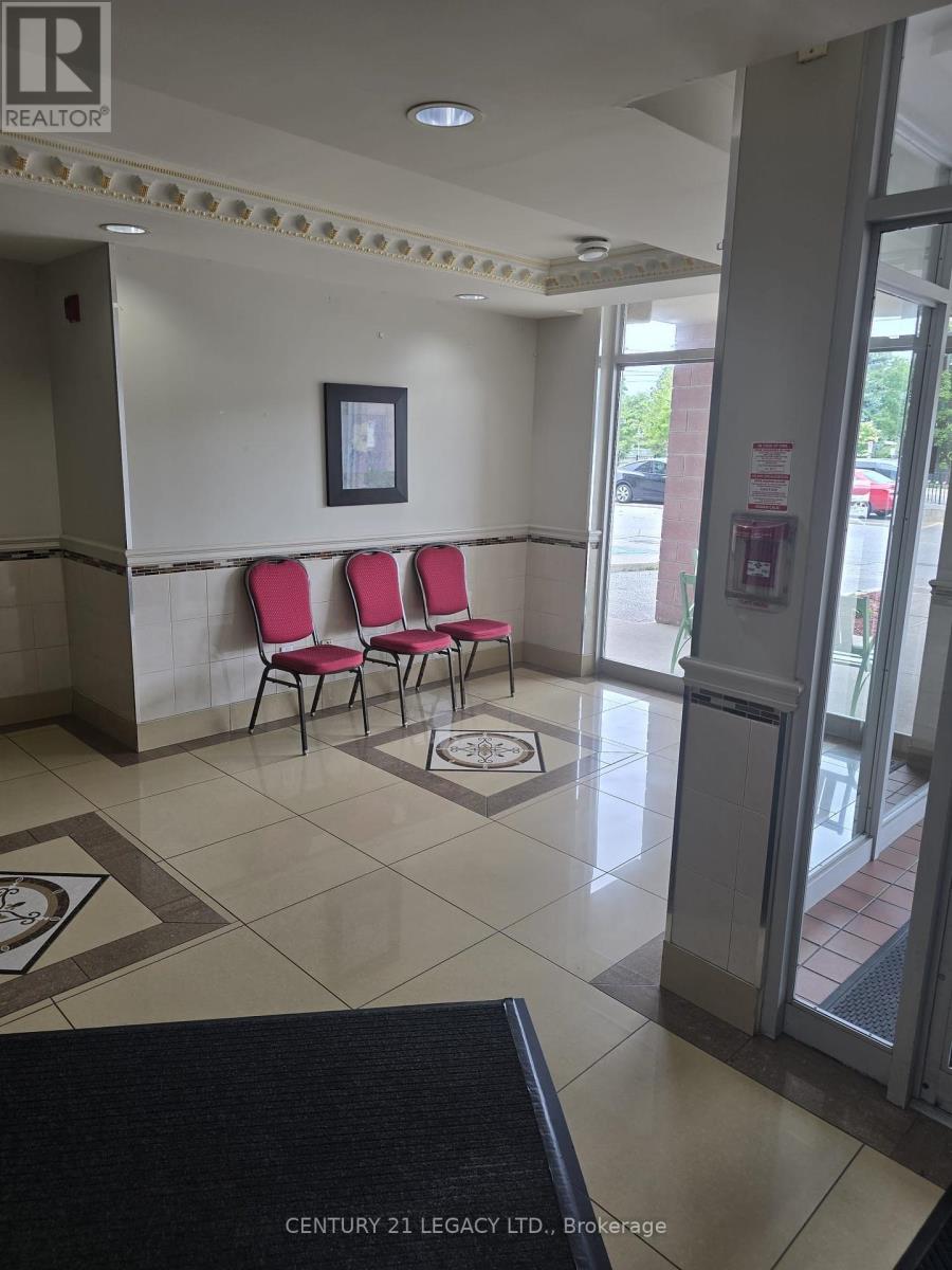306 - 7405 Goreway Drive, Mississauga (Malton), Ontario  L4T 0A3 - Photo 6 - W12222057