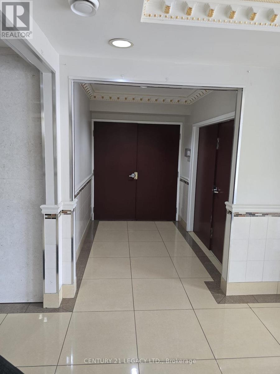 306 - 7405 Goreway Drive, Mississauga (Malton), Ontario  L4T 0A3 - Photo 3 - W12222057