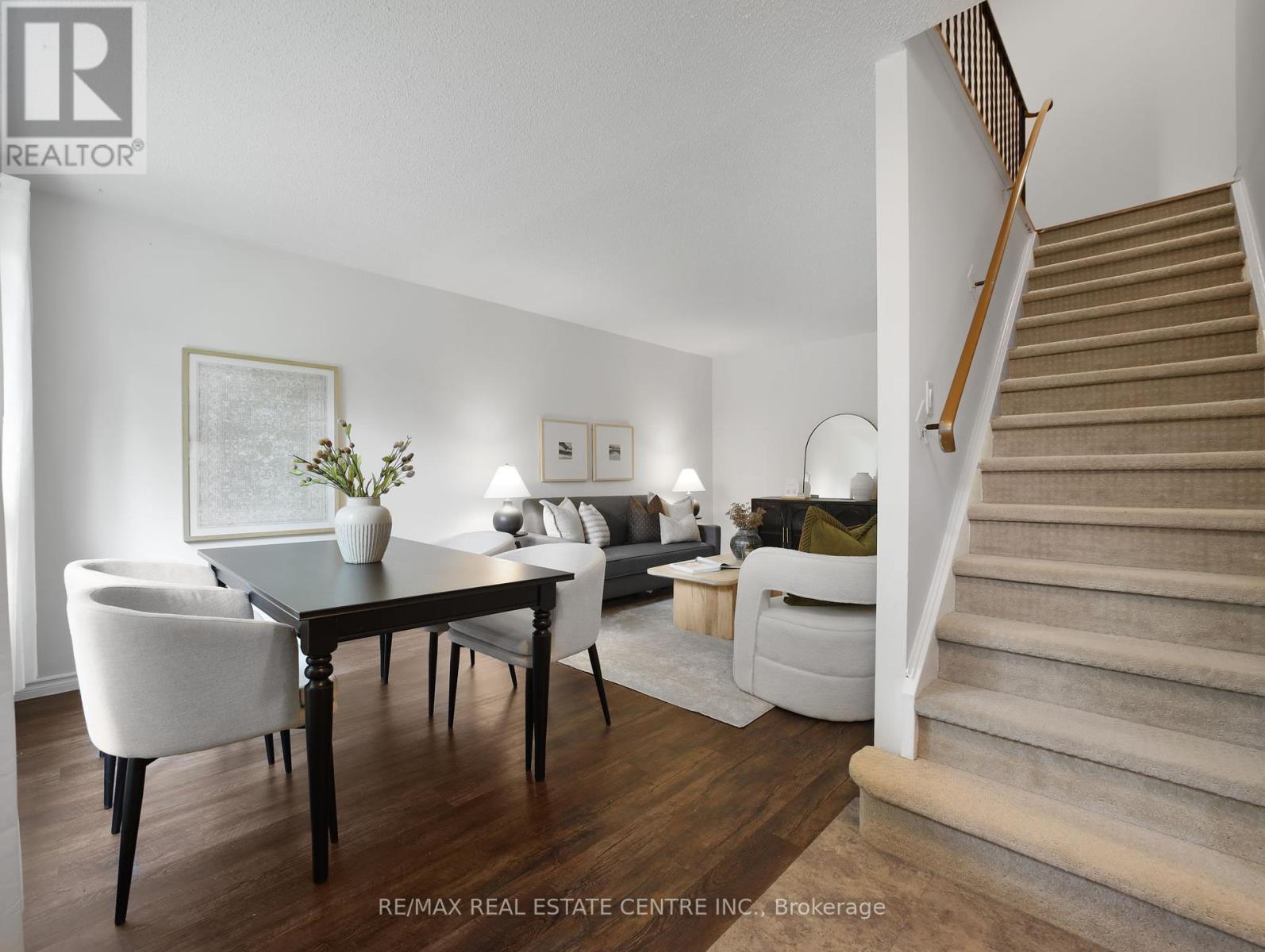 Property at 9 - 453 ALBERT STREET image 5