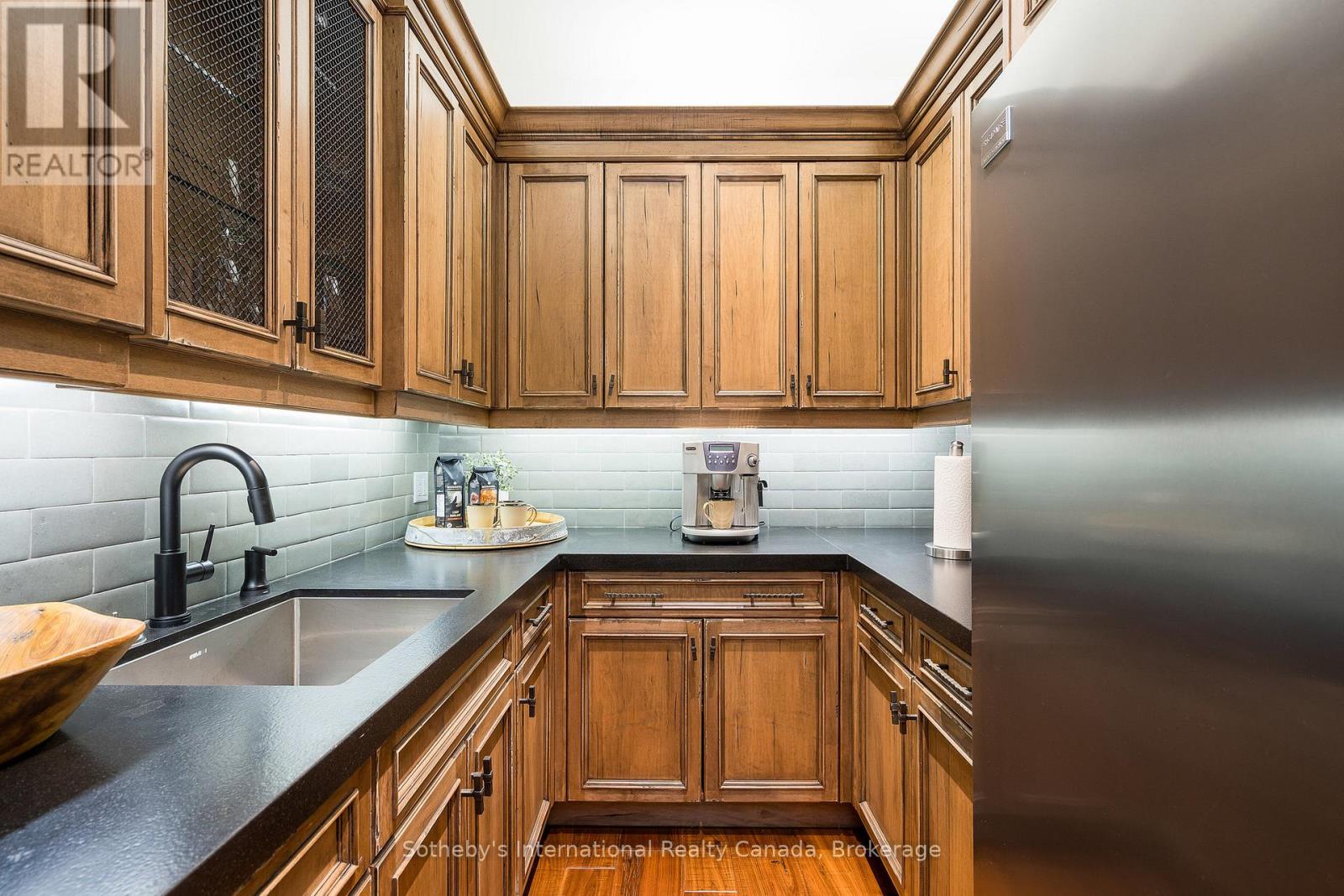 115 Ellis Drive, Blue Mountains, Ontario  N0H 1J0 - Photo 16 - X12162330