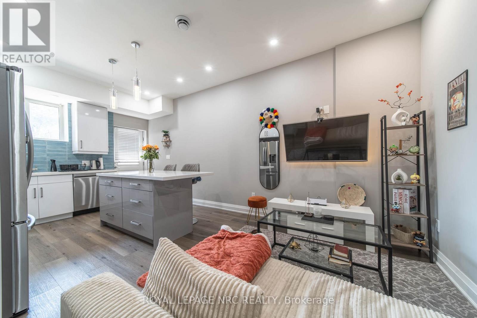 37a Ormonde Avenue, St. Catharines, Ontario  L2M 5P1 - Photo 6 - X12259830