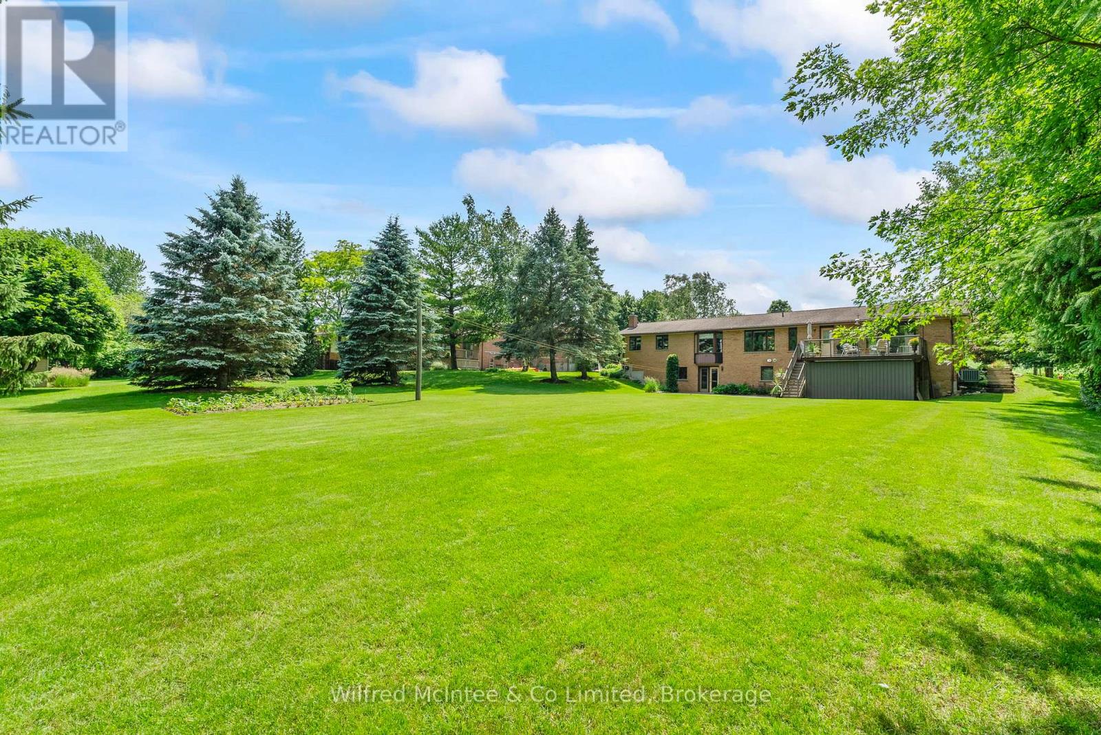30 Geeson Avenue, Brockton, Ontario  N0G 2V0 - Photo 40 - X12259783