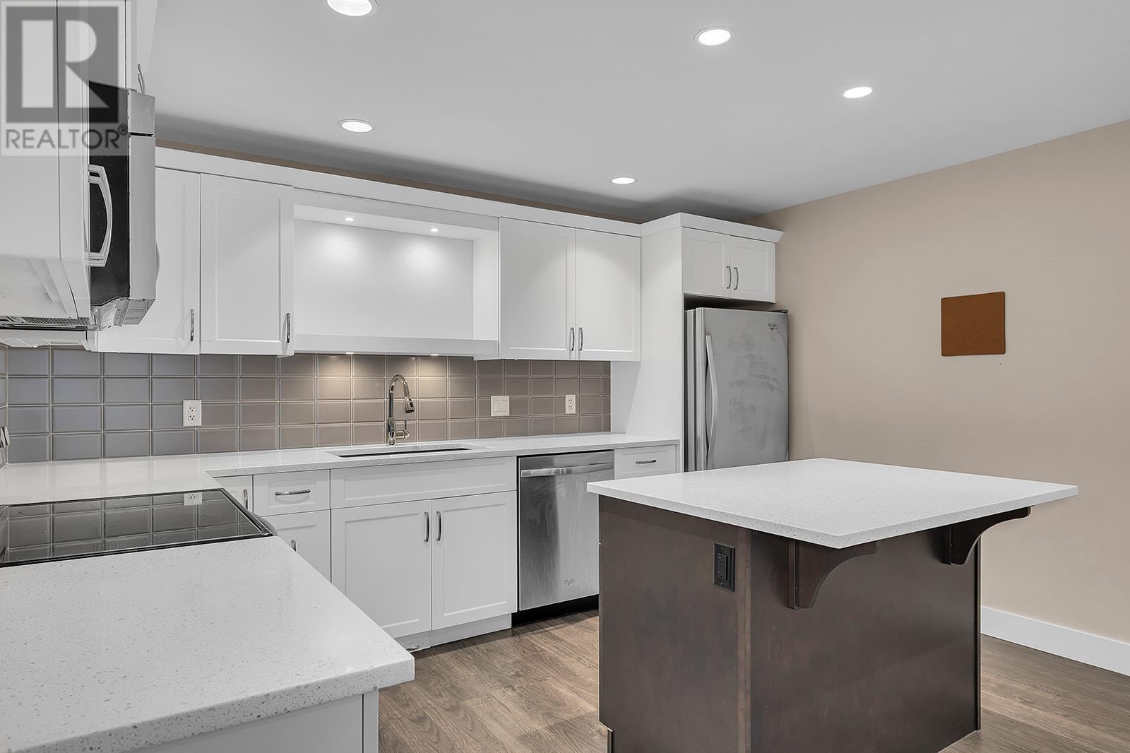 224 Lost Creek Court, Kelowna, British Columbia  V1V 3B7 - Photo 39 - 10354455