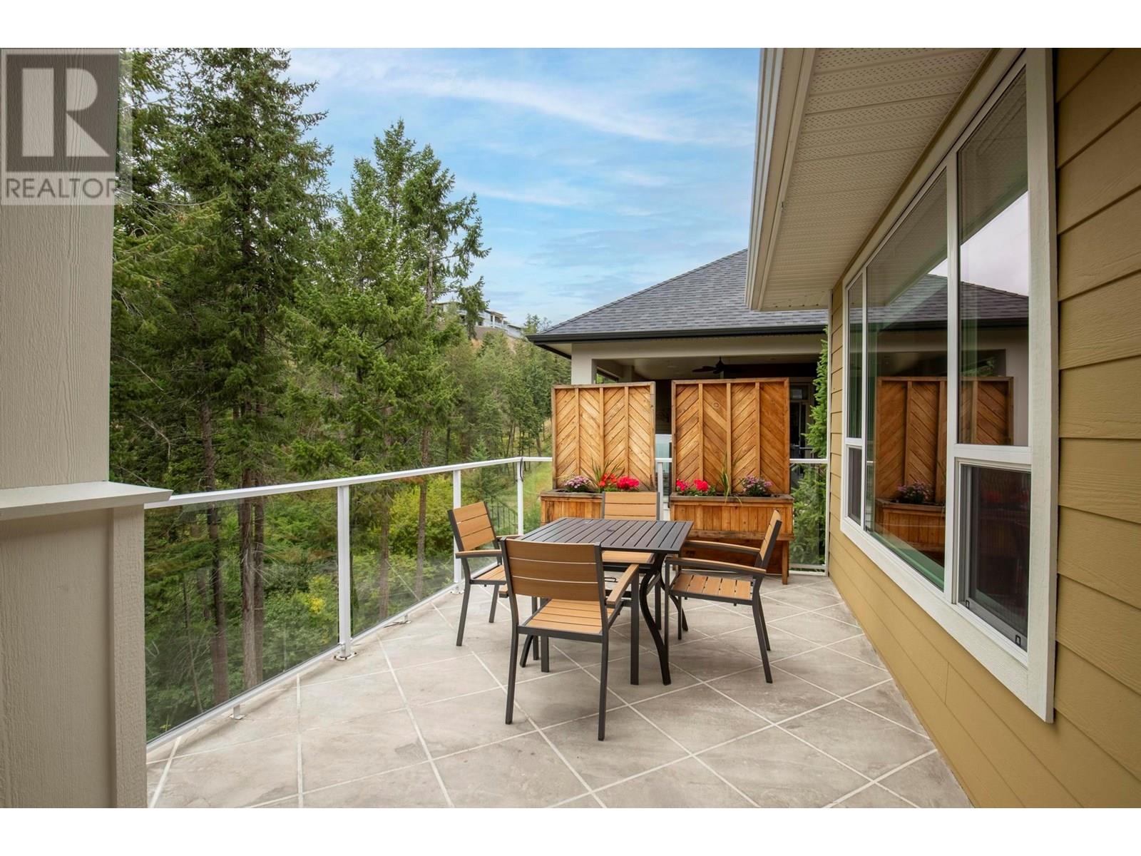 224 Lost Creek Court, Kelowna, British Columbia  V1V 3B7 - Photo 18 - 10354455