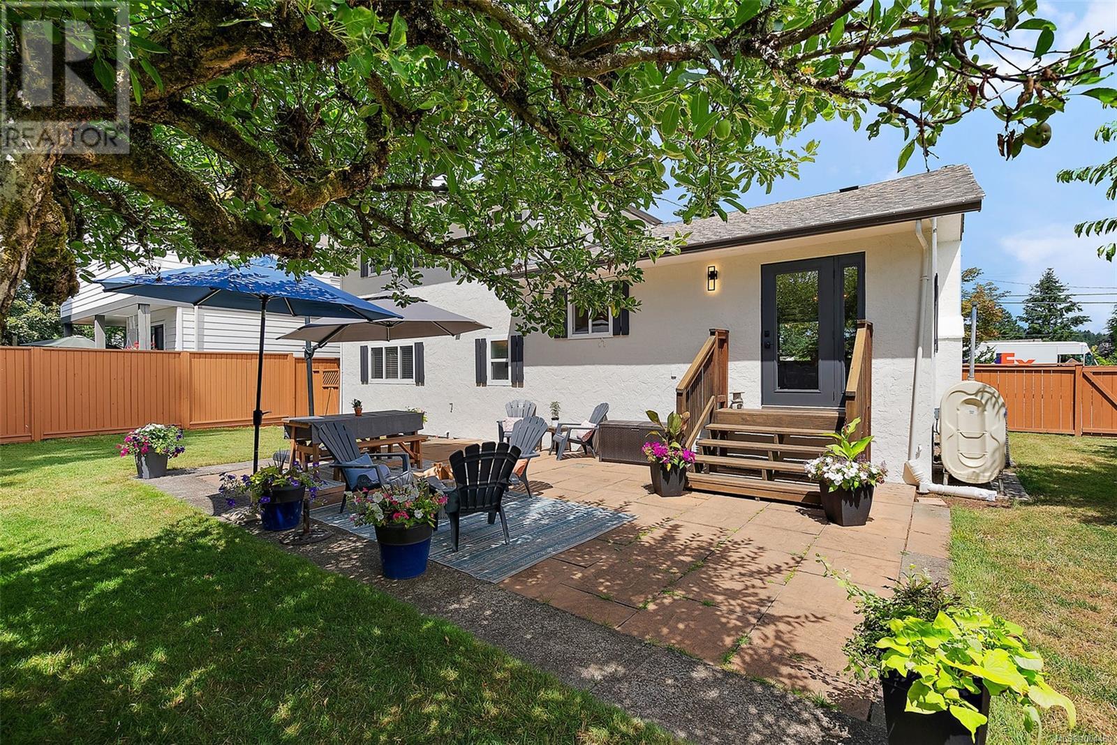 Property at 1235 Marchant Rd image 4