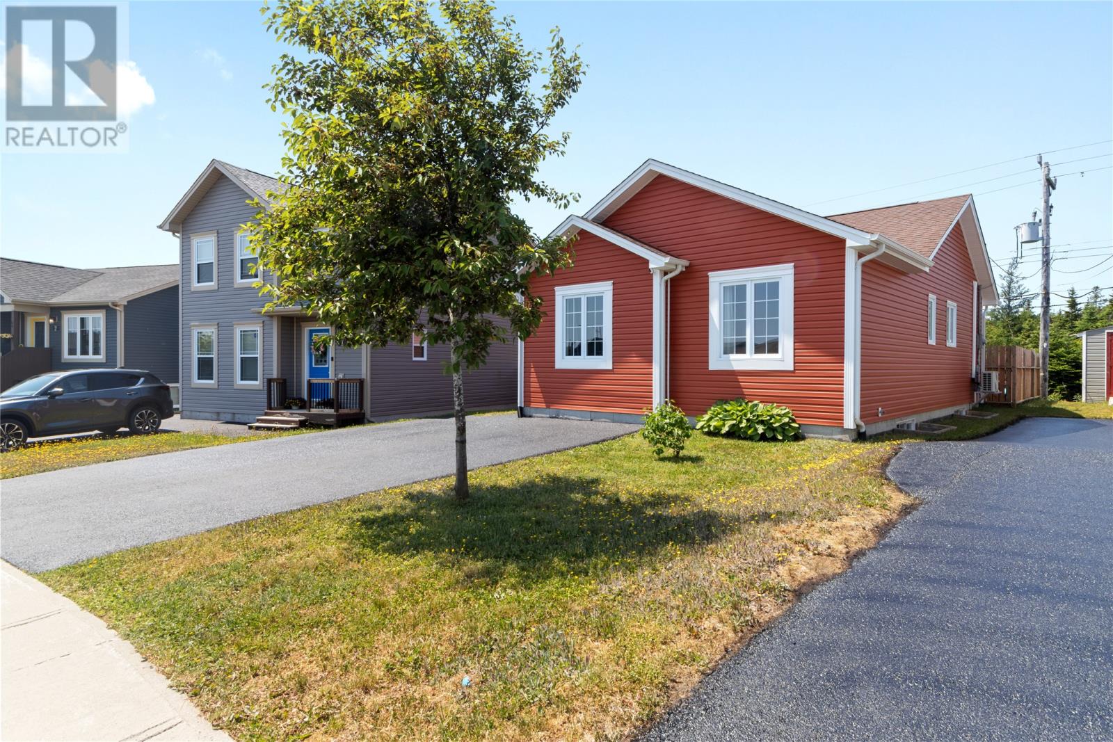Property at 11 Brant Drive image 2