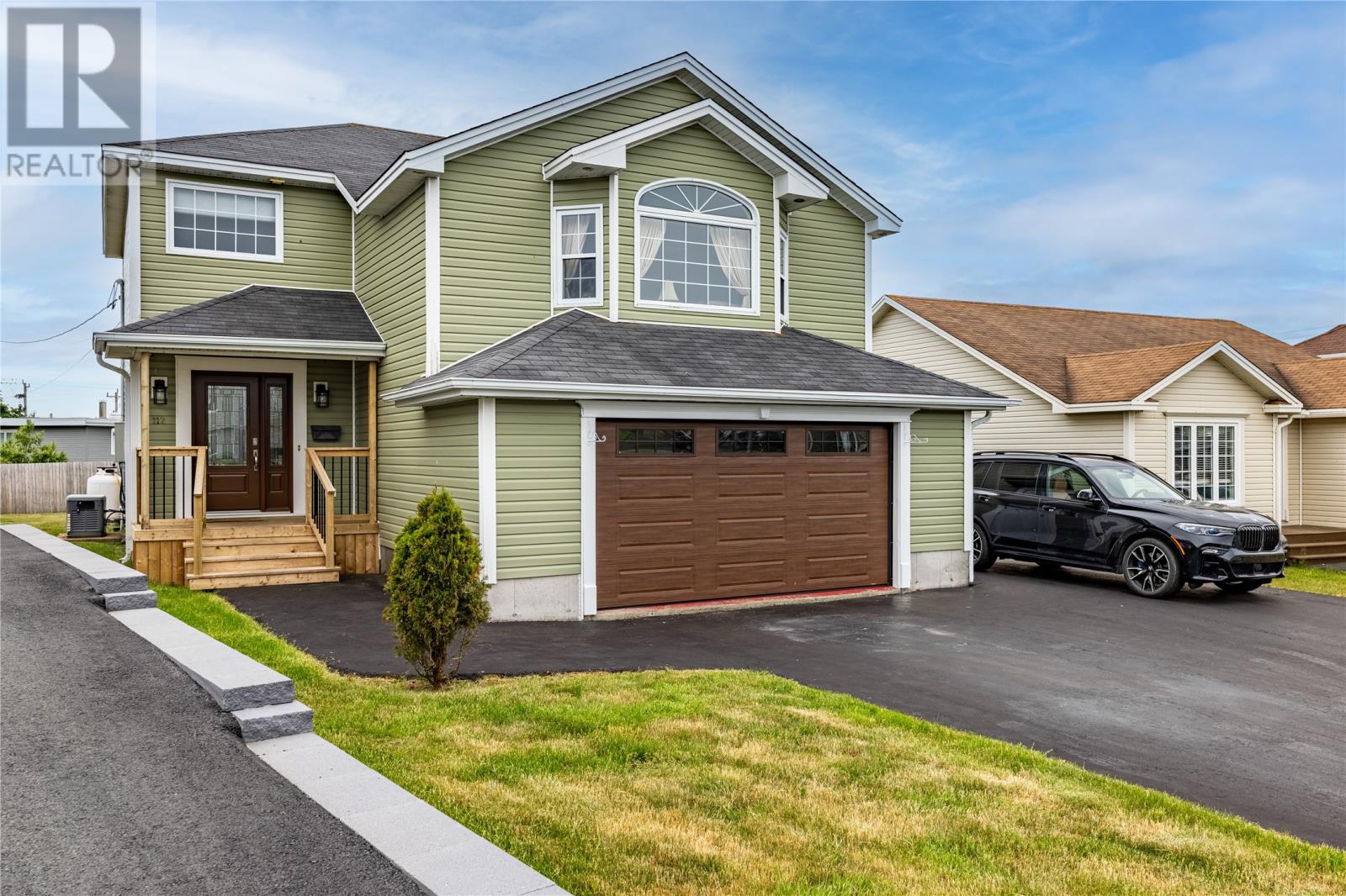 Property at 112 Canterbury Drive image 1