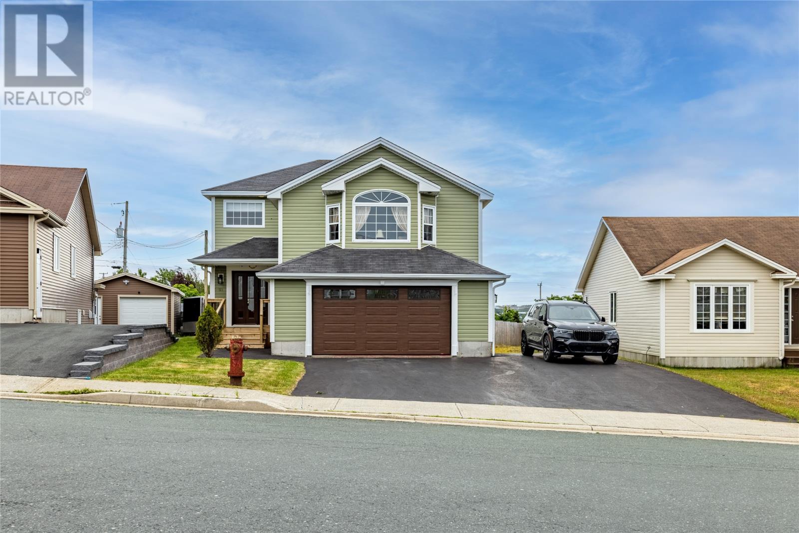 Property at 112 Canterbury Drive image 2