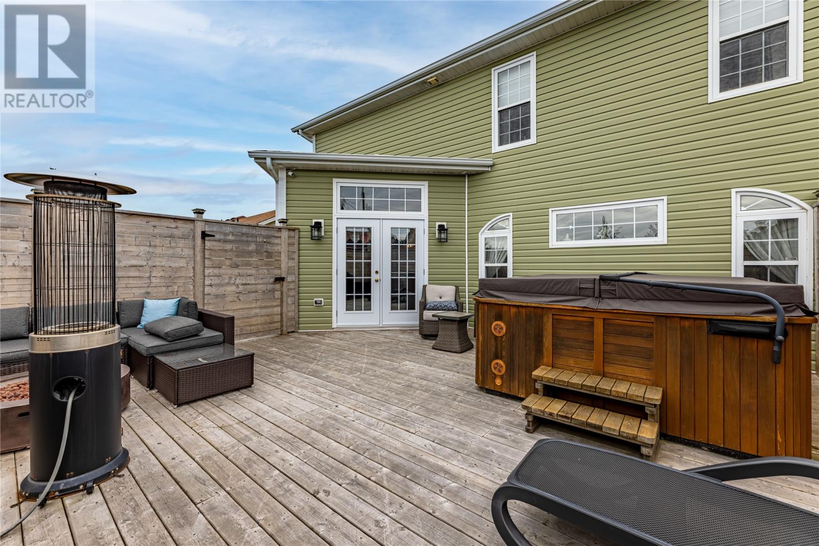 Property at 112 Canterbury Drive image 5