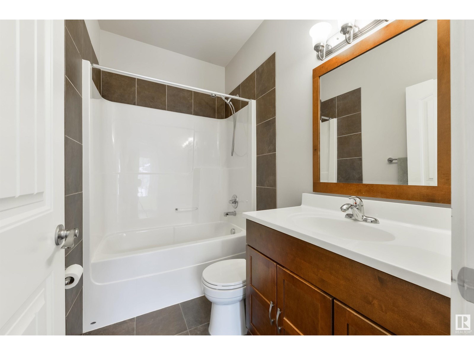 11216 67 St Nw, Edmonton, Alberta  T5B 1L1 - Photo 13 - E4445541