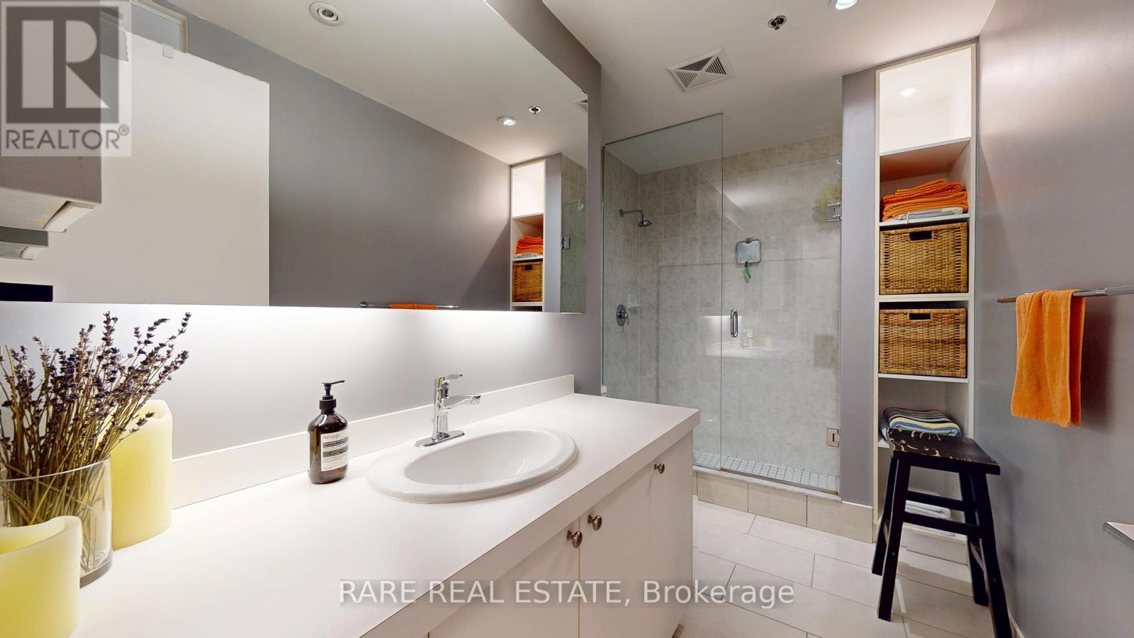 217 - 43 Hanna Avenue, Toronto, Ontario  M6K 1X1 - Photo 11 - C12259596