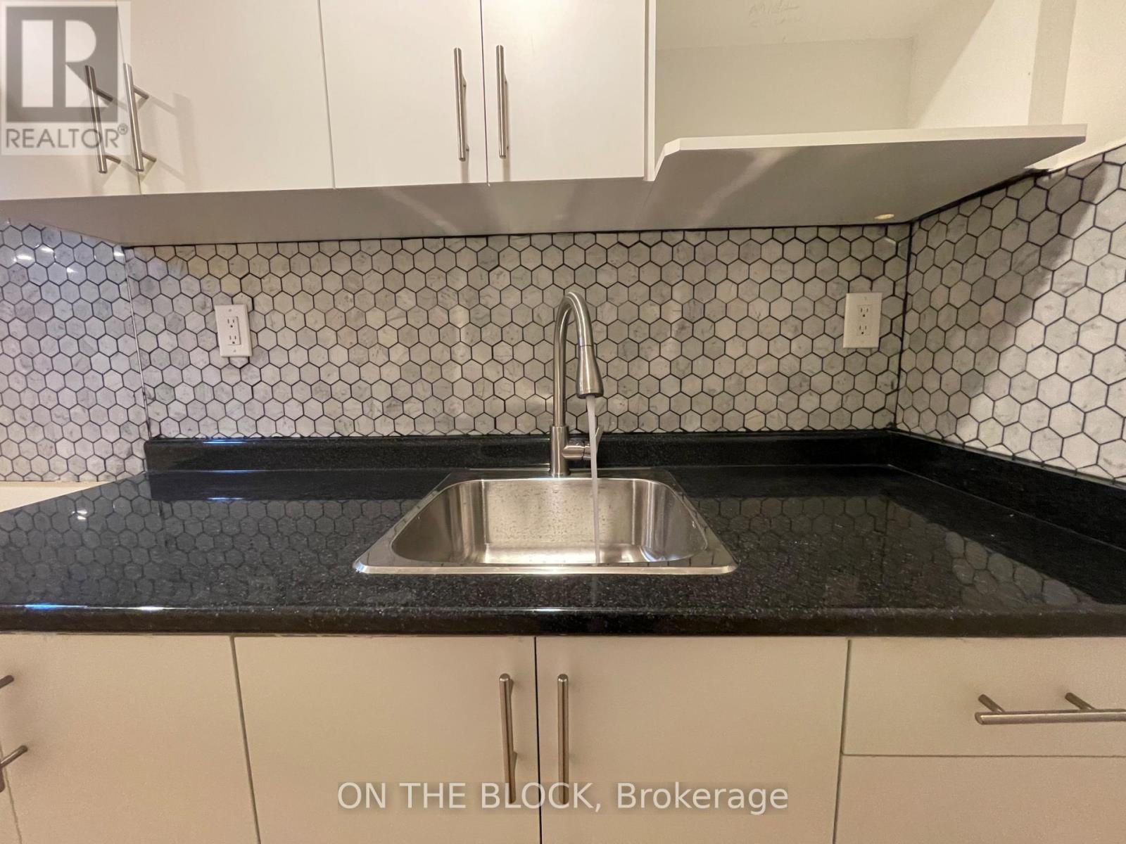 2br Basemnt - 954 Timmins Gdns Gardens N, Pickering, Ontario  L1W 2L2 - Photo 16 - E12259789