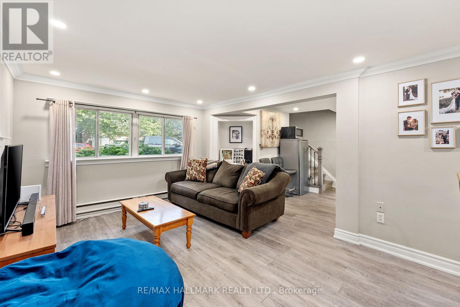 Property at 41 SHIRLEA BOULEVARD image 2