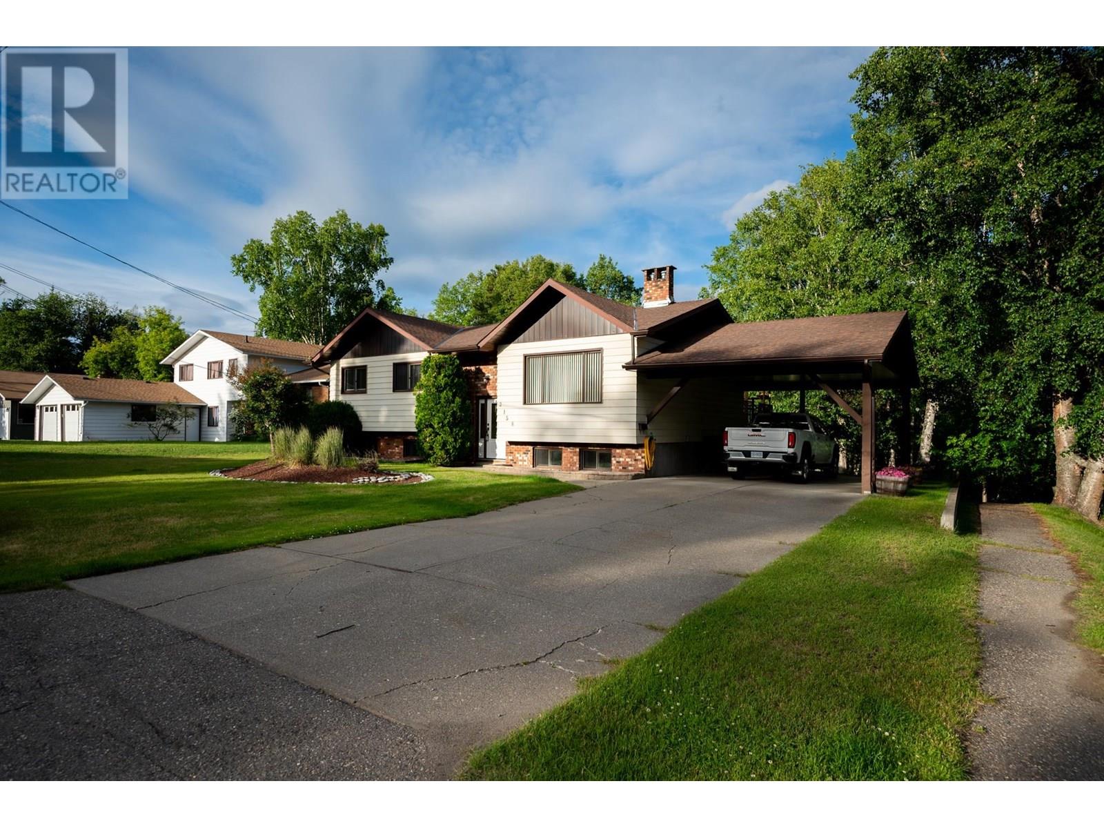 Property at 3158 WALLACE CRESCENT image 2