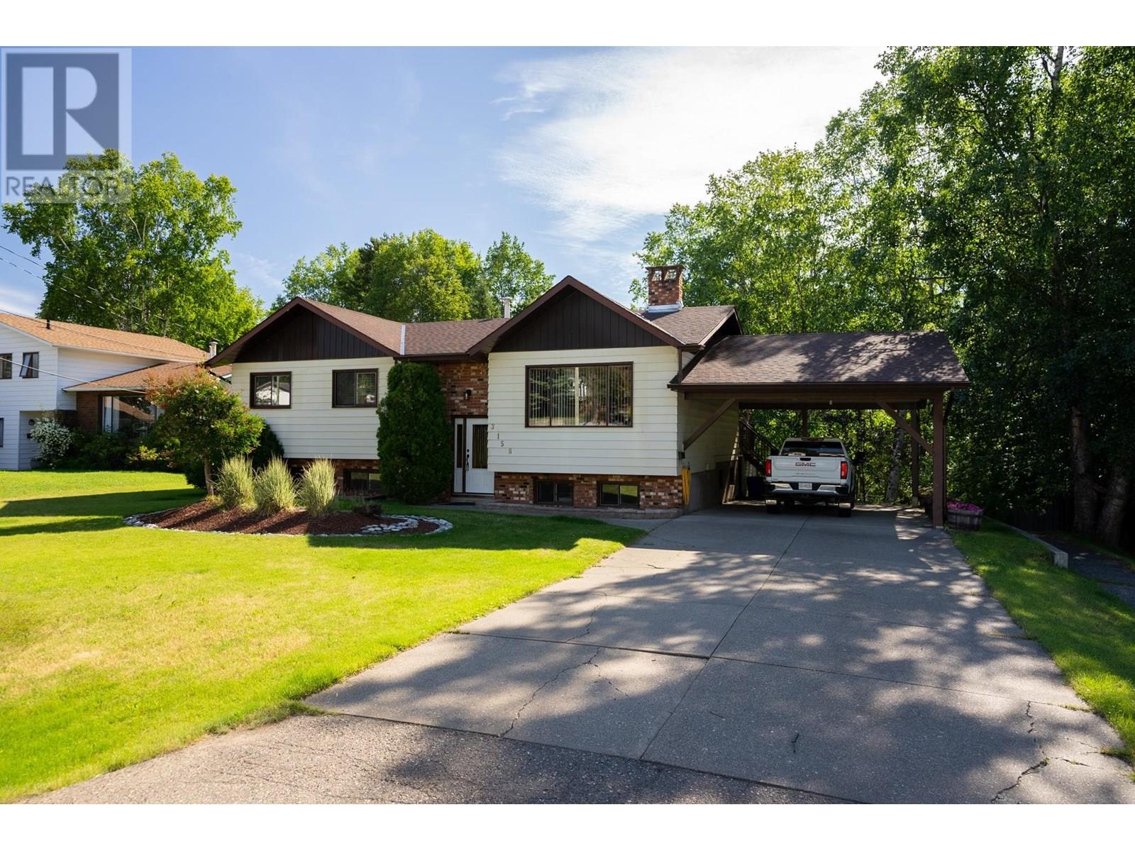 Property at 3158 WALLACE CRESCENT image 1