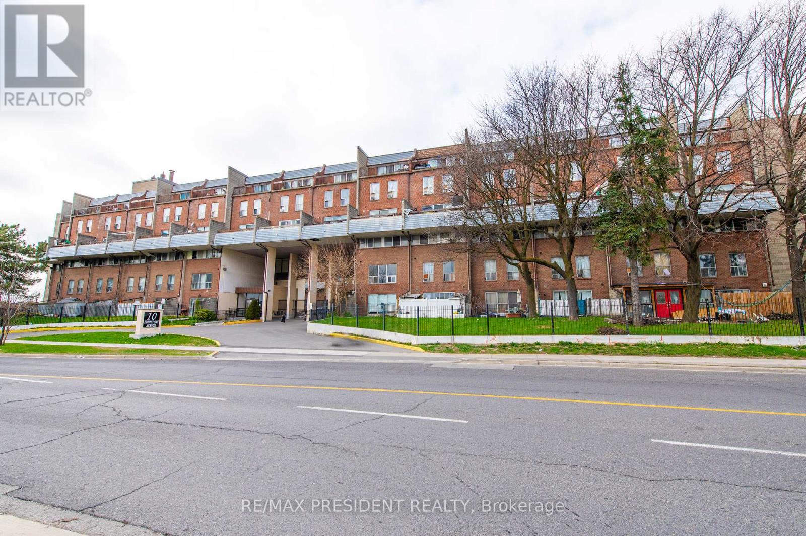 157 - 10 EDDYSTONE AVENUE, Toronto, Ontario
