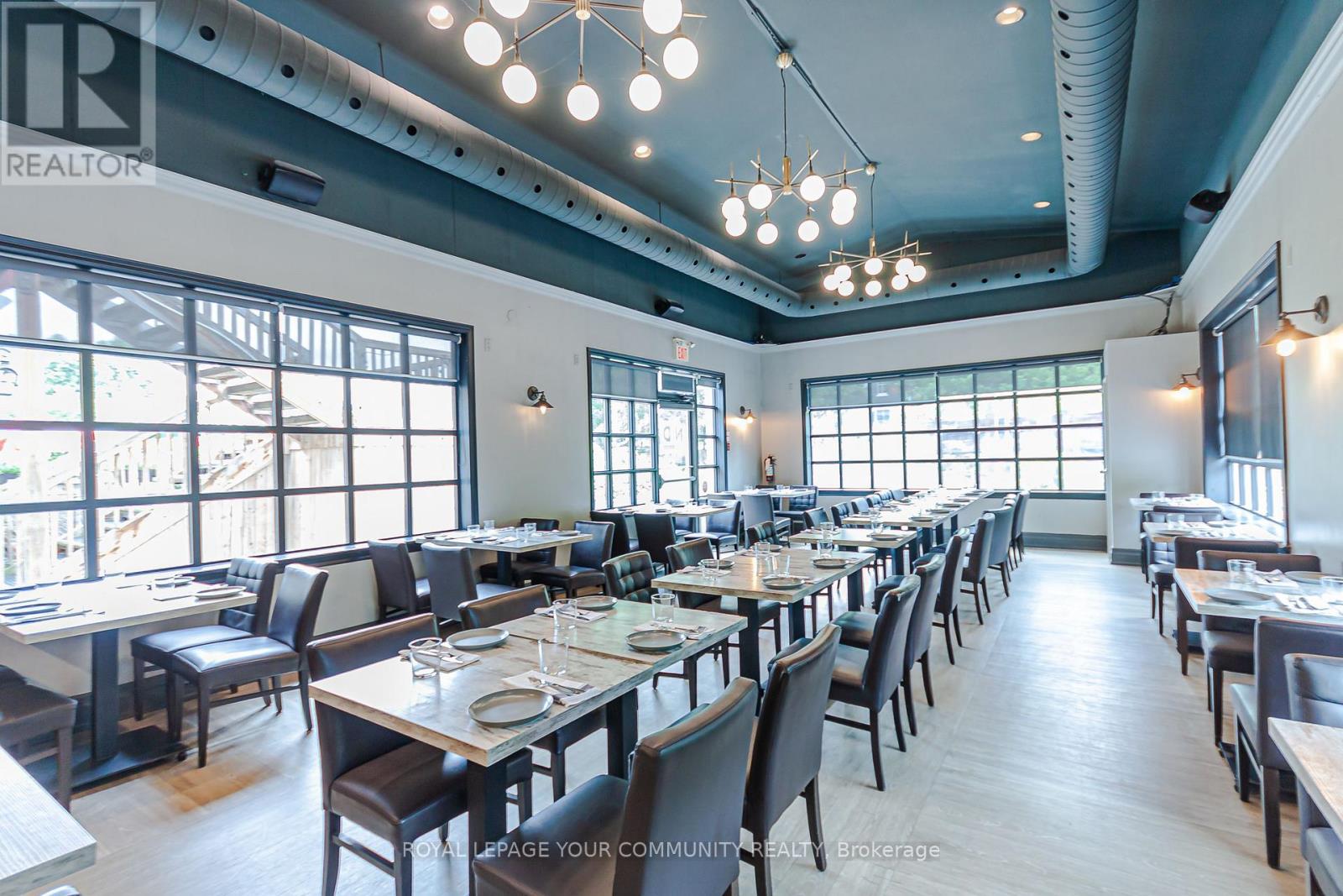 Unionville - 139 Main Street, Markham, Ontario  L3R 2G5 - Photo 11 - N12259132